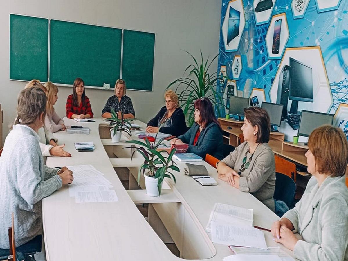 МО учителів суспільно-гуманітарного циклу